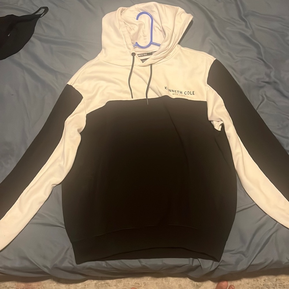 KENNETH COLE / New York